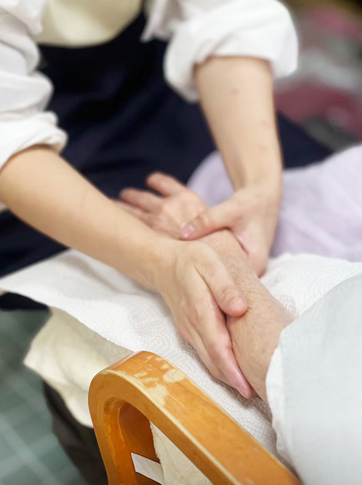 ハンドトリートメント（介護美容）