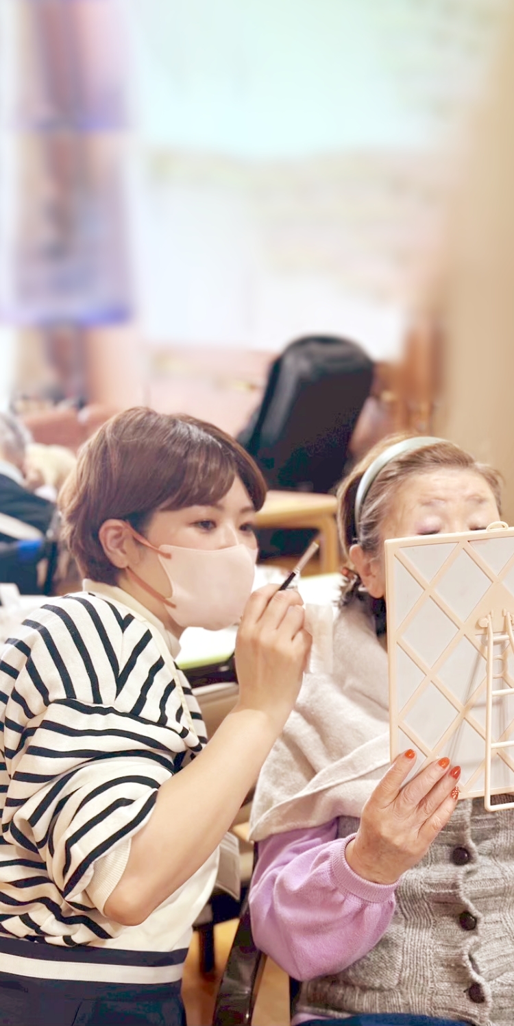 高齢者・シニアに特化した沖縄県の出張美容サービスOrange Days（オレンジデイズ）